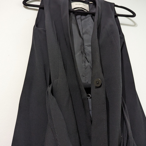 Long vest with tie waist - Picture 2 of 4